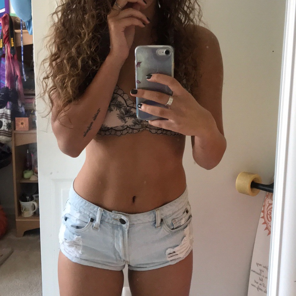 light wash distressed shorts